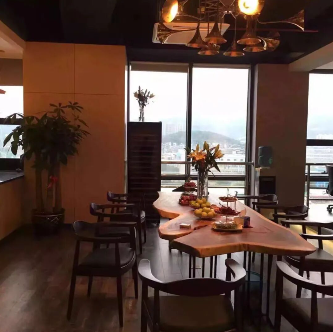 用原木大板做餐桌好吗 用原木大板做餐桌好吗